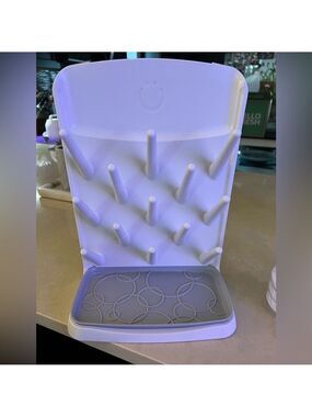 White and Grey Ubbi Baby Bottle Drying Rack (missing pacifier basket)